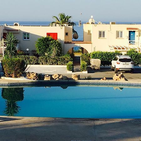 Townhouse Coral Bay Village Кисонерга Екстериор снимка