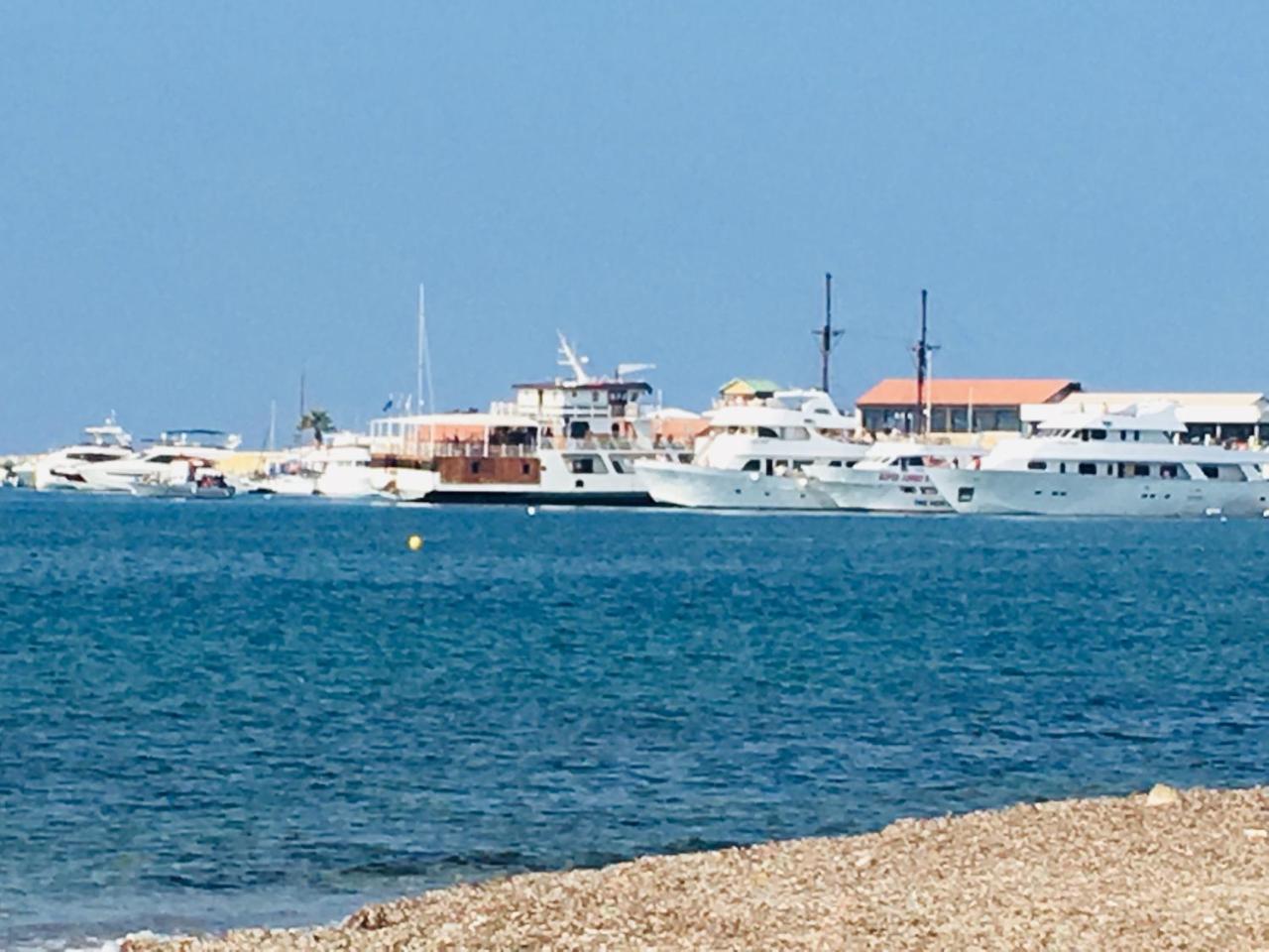 Townhouse Coral Bay Village Кисонерга Екстериор снимка